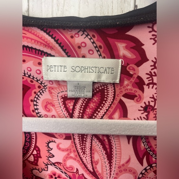 Petite Sophisticate Pink and Red Paisley Blouse size Large - Picture 2 of 9